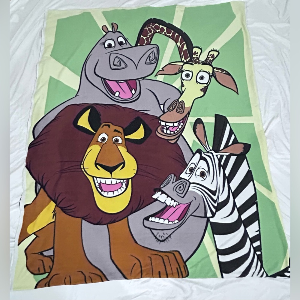 Madagascar Fleece Throw Blanket Alex‎ Marty Gloria Melman Kids Cartoon 58”x44”